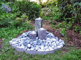 beleuchteter Brunnen (C) by Joachim F. Wenk