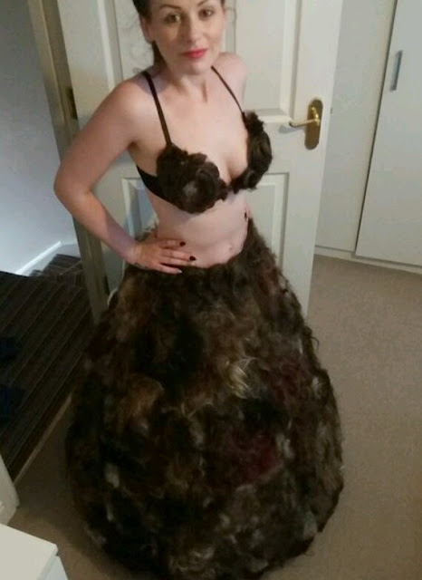  bizarre: Woman Makes Clothes with hairs from private parts 