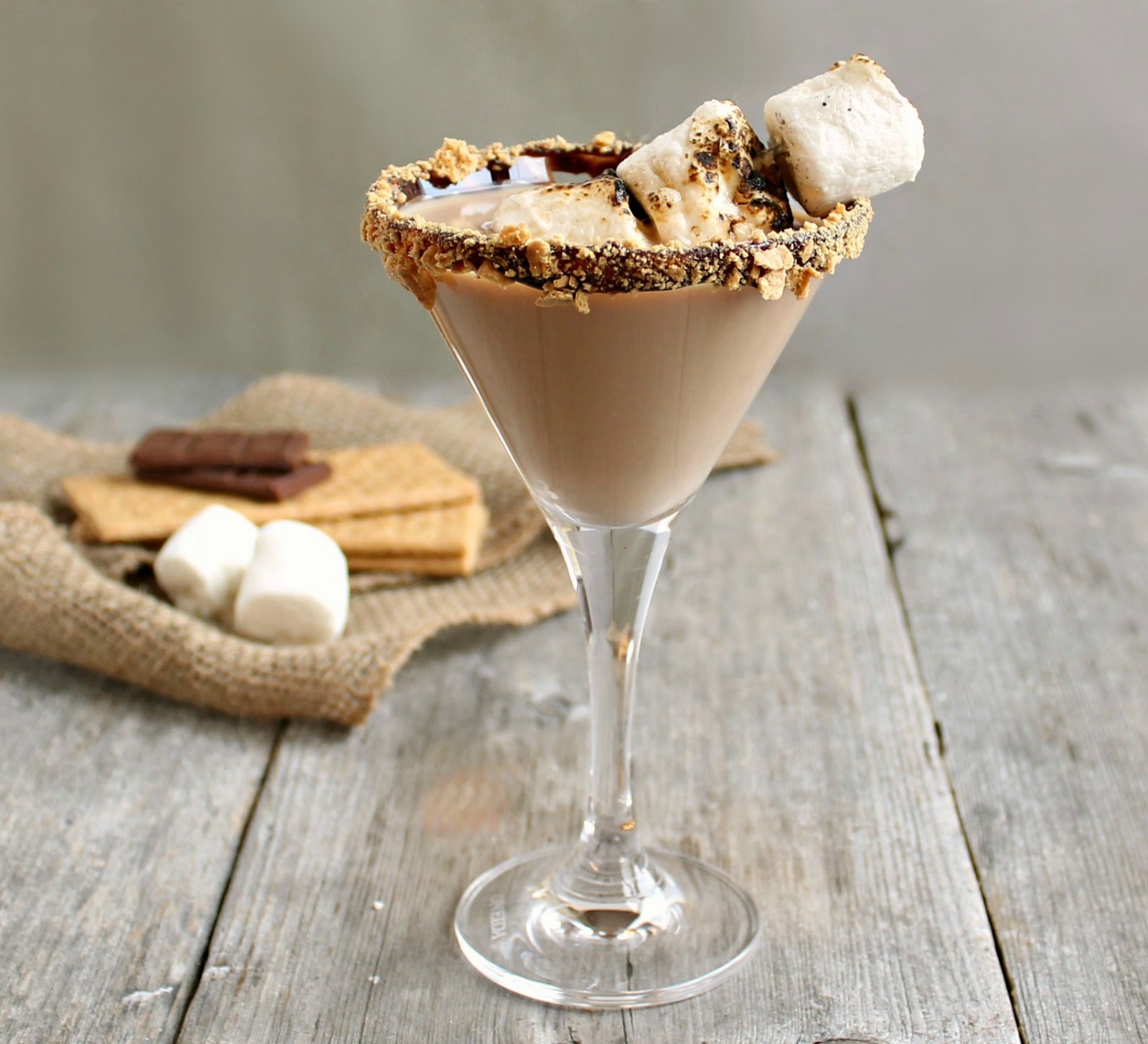 Hungry Couple: S'mores Martini