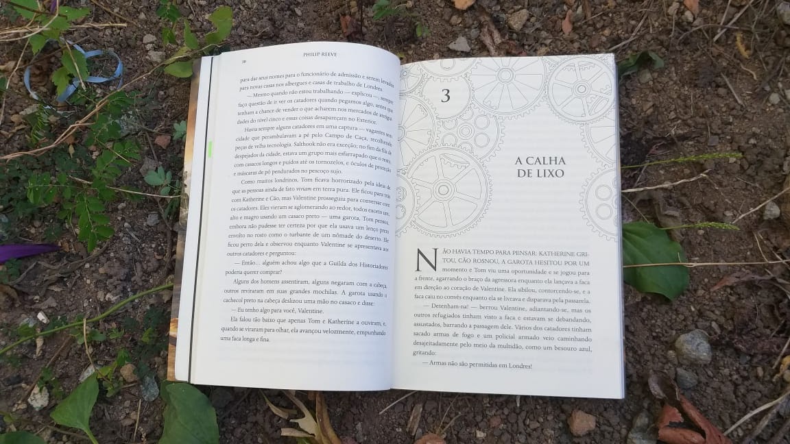 { #RESENHA } MAQUINAS MORTAIS - PHILIP REEVE ( CRÔNICAS DAS CIDADES FAMINTAS #1 ) { #RESENHA } MAQUINAS MORTAIS - PHILIP REEVE ( CRÔNICAS DAS CIDADES FAMINTAS #1 )