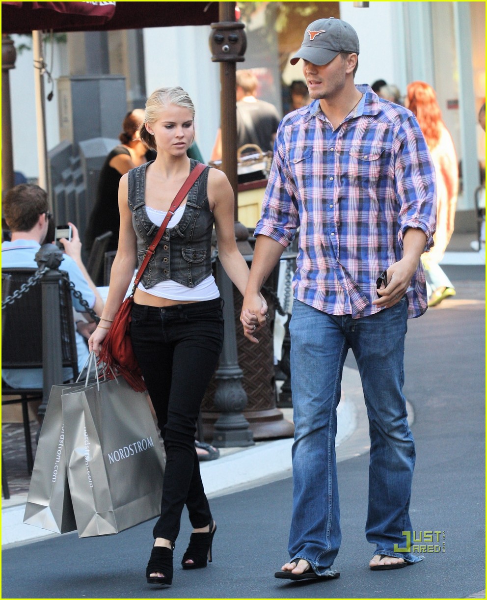 Chad Michael Murray Barefoot