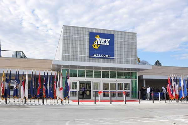 Navy exhange Navy Exchange is a full-service store that provides members of the United States Navy and their dependents with access to high-quality, name brand products for incredibly low prices.