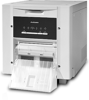 Grade Media in addition to the potential to impress every bit much every bit 4 hundred prints an sixty minutes Mitsubishi CP-9810DW Driver Download