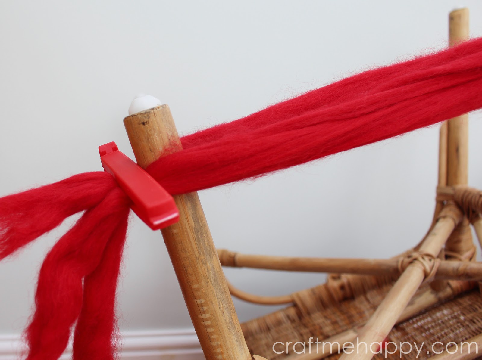 Craft me Happy!: How to Make the Quickest, Fluffiest Pom