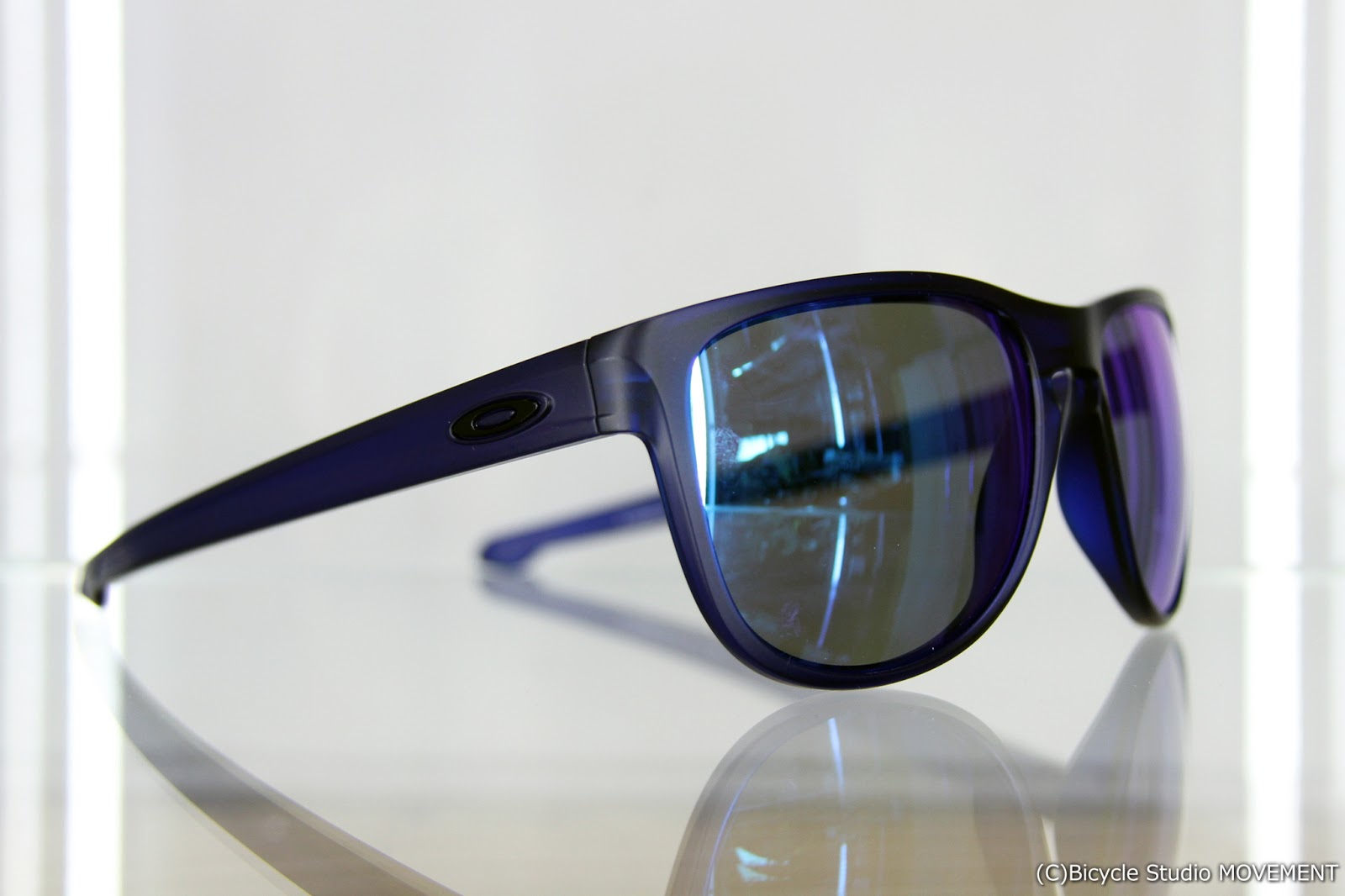 oakley sliver round