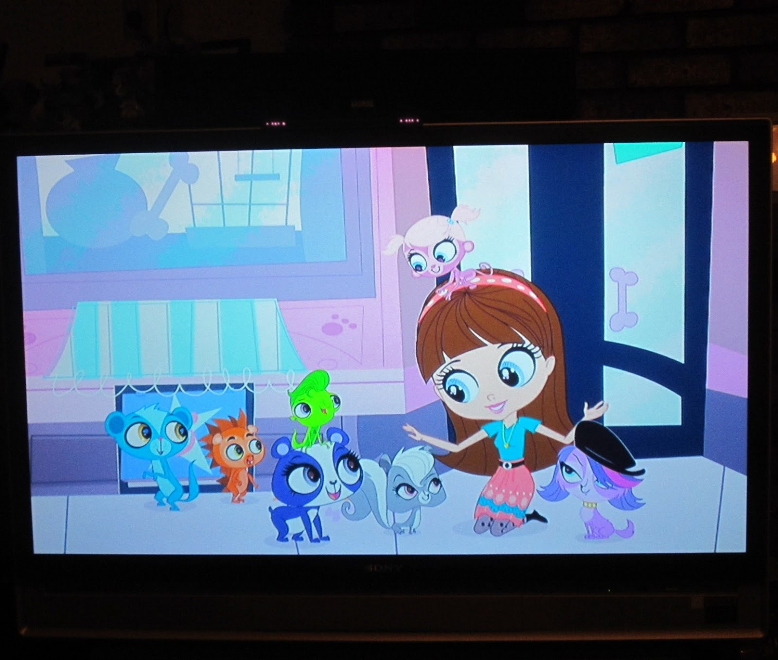 Evan and Lauren's Cool Blog 12/26/12 Littlest Pet Shop Little Pets, Big Adventures DVD
