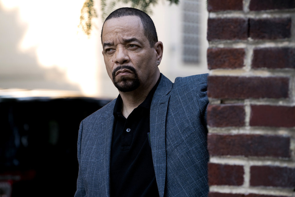 All Things Law And Order: Law & Order SVU “Man Up” Advance Photos ...