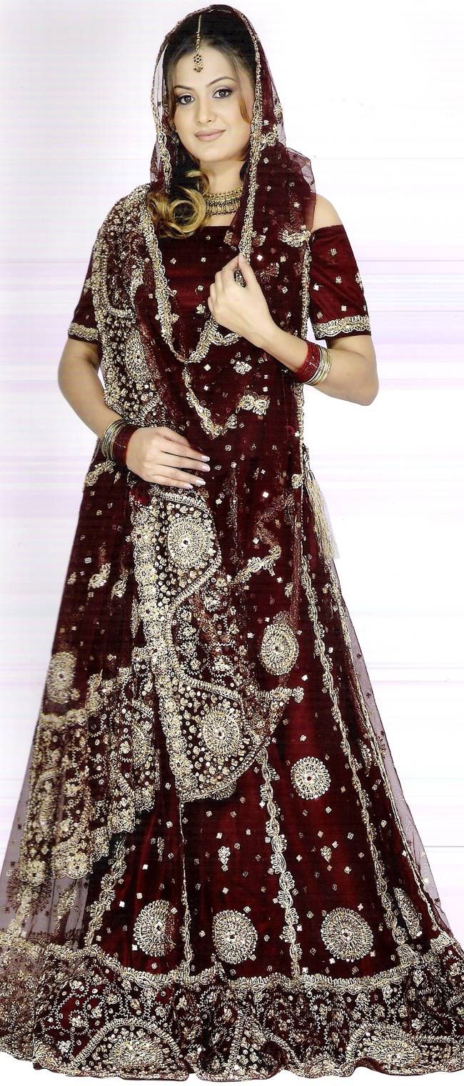 Latest Pakistani Indians & Arabic mehndi design jewelry & dresses ...