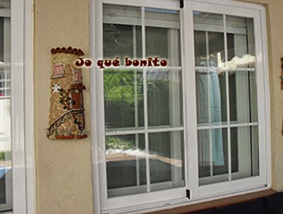 Teja rústica decorada