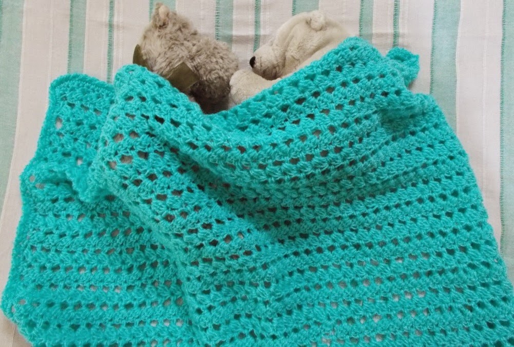 sweet-nothings-crochet-swirling-leaves-blanket