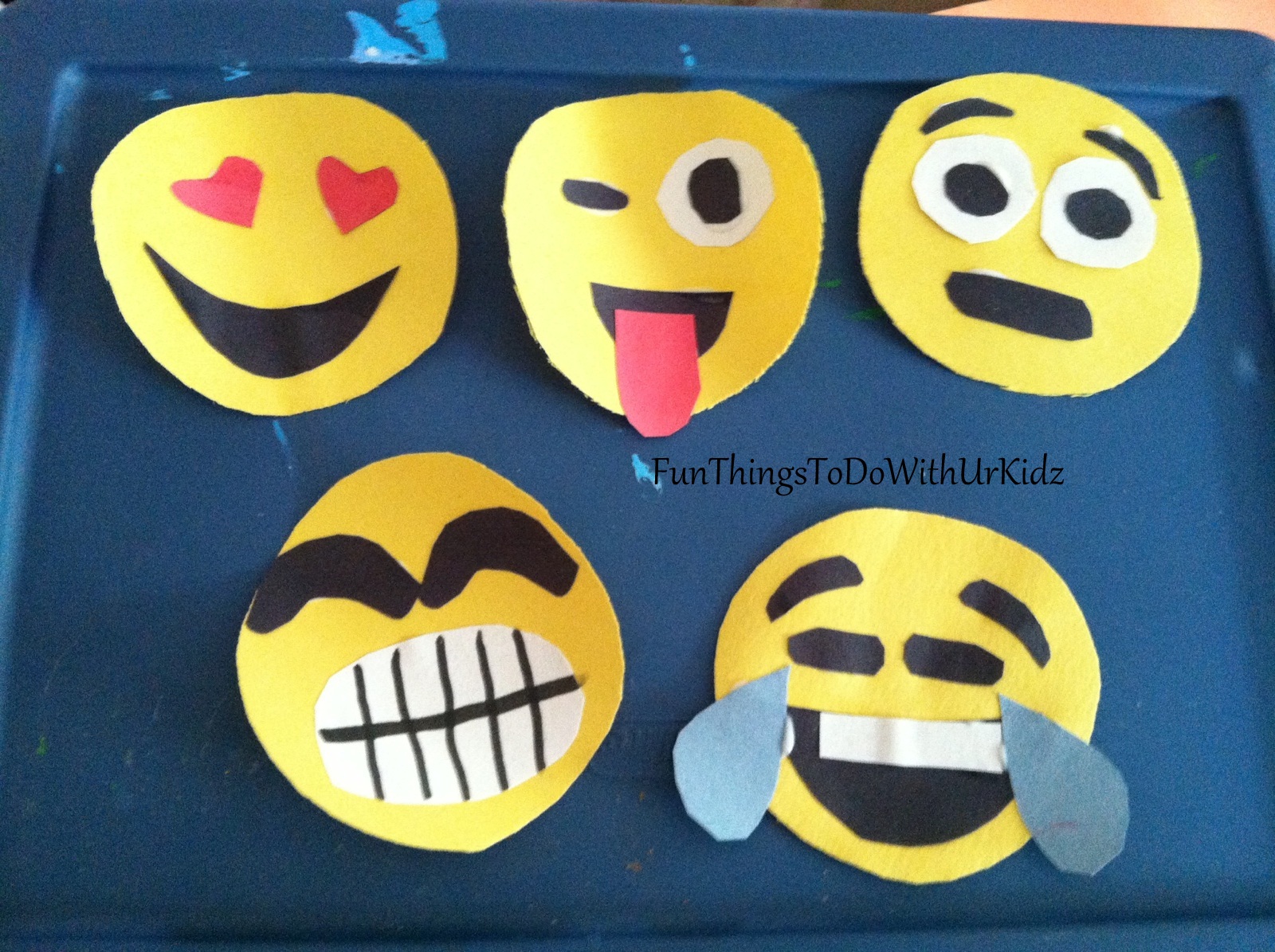 emoji craft, a way to talk about feelings and craft at the same time