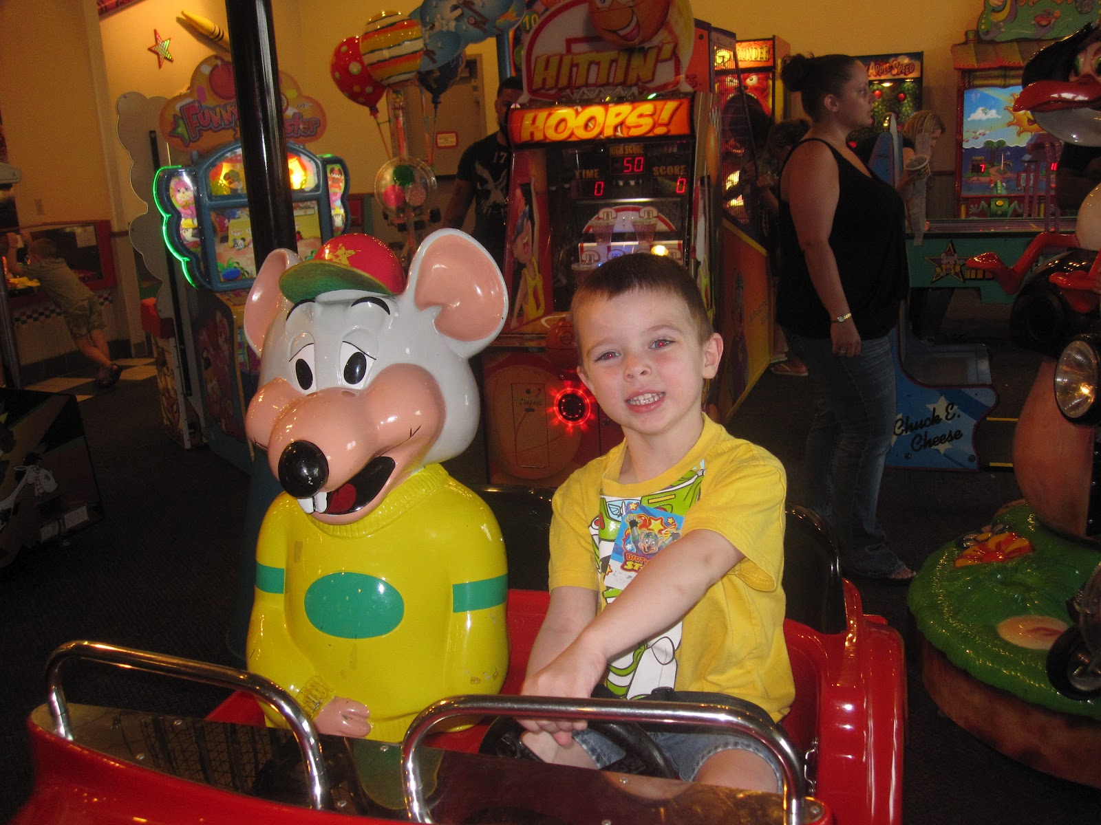 The Good Family Chuck E. Cheese