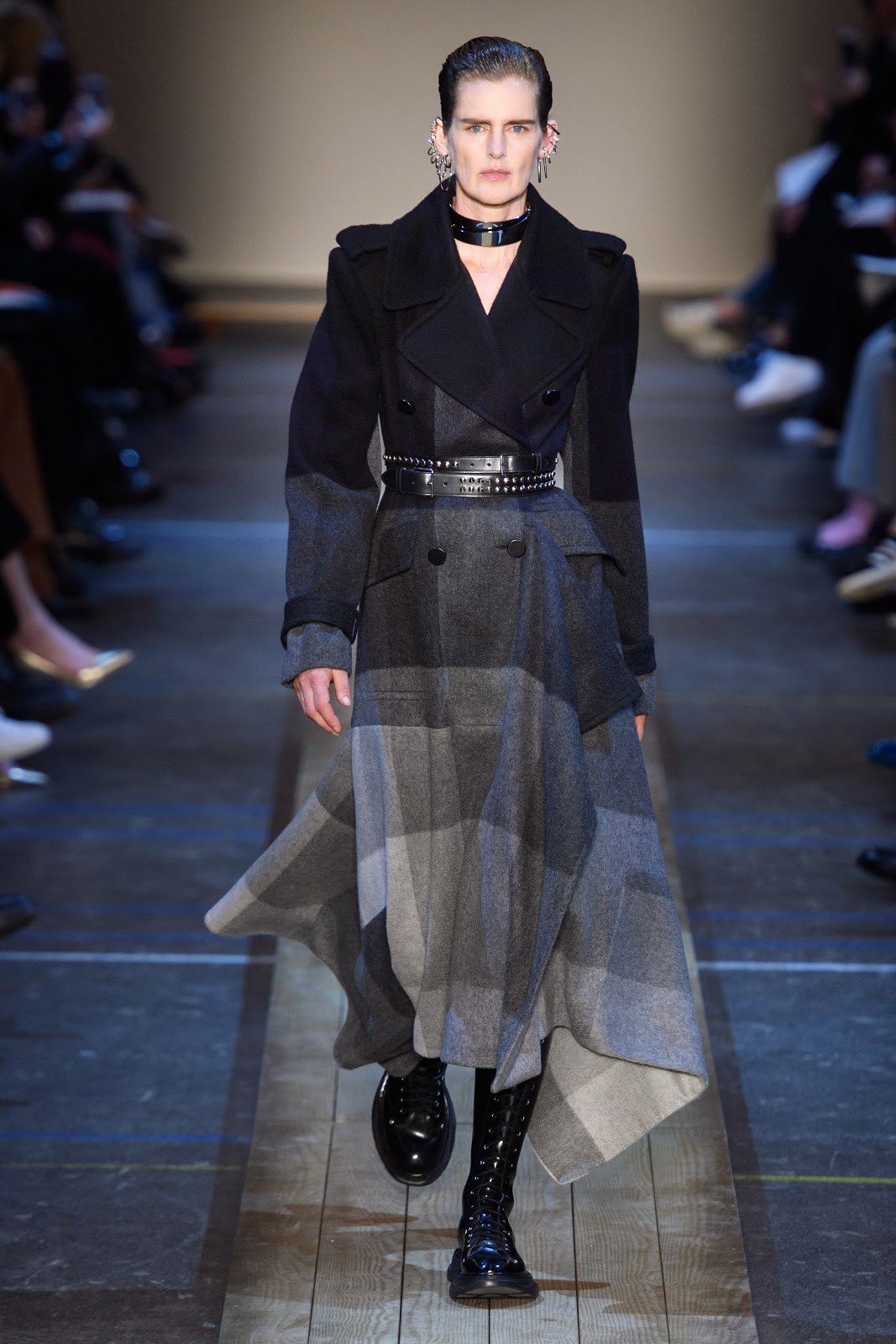 Alexander McQueen Fall 2019 Ready-to-Wear collection LFW | Cool Chic ...