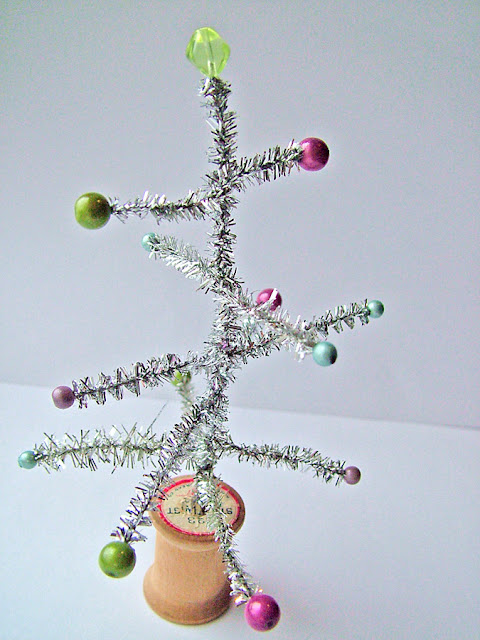 small world land: Day 13- Tiny Tinsel Christmas Tree
