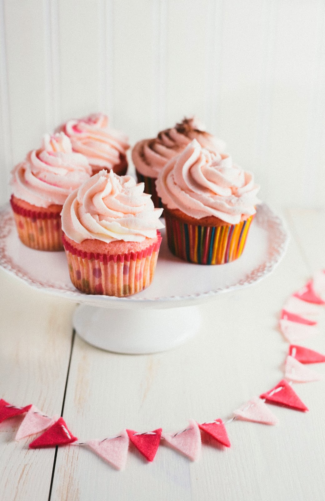 Pink Champagne Cupcakes + A Giveaway (for My Blog's 2nd