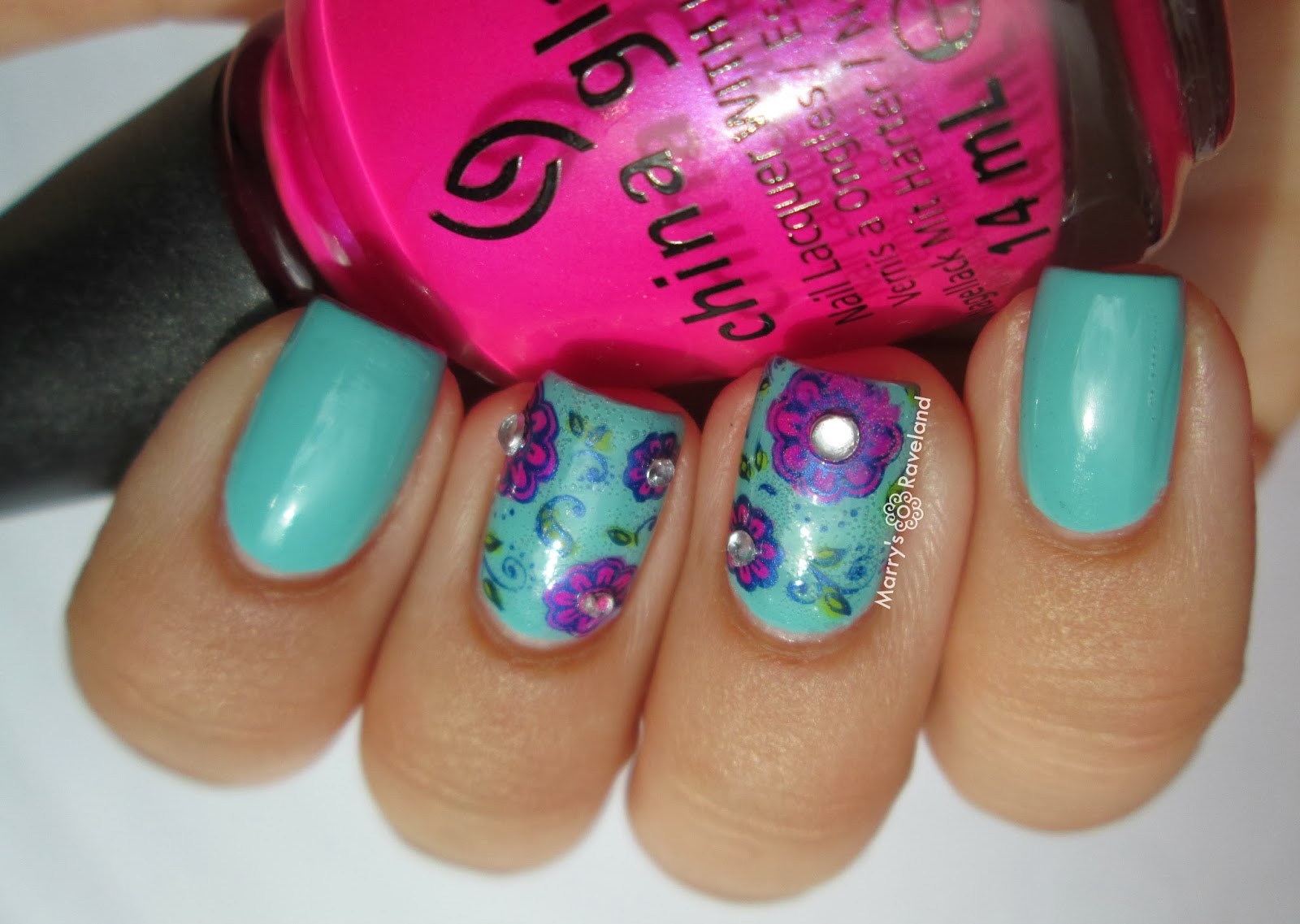 China Glaze Nail Lacquer in For Audrey - wide 5