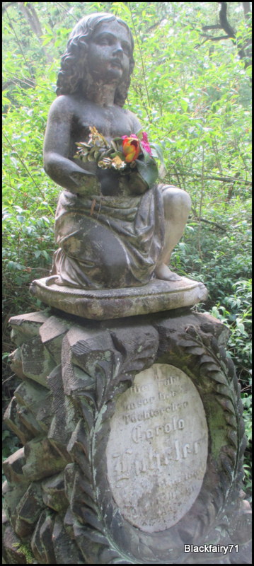 Carola Lützeler, Ostfriedhof Dortmund