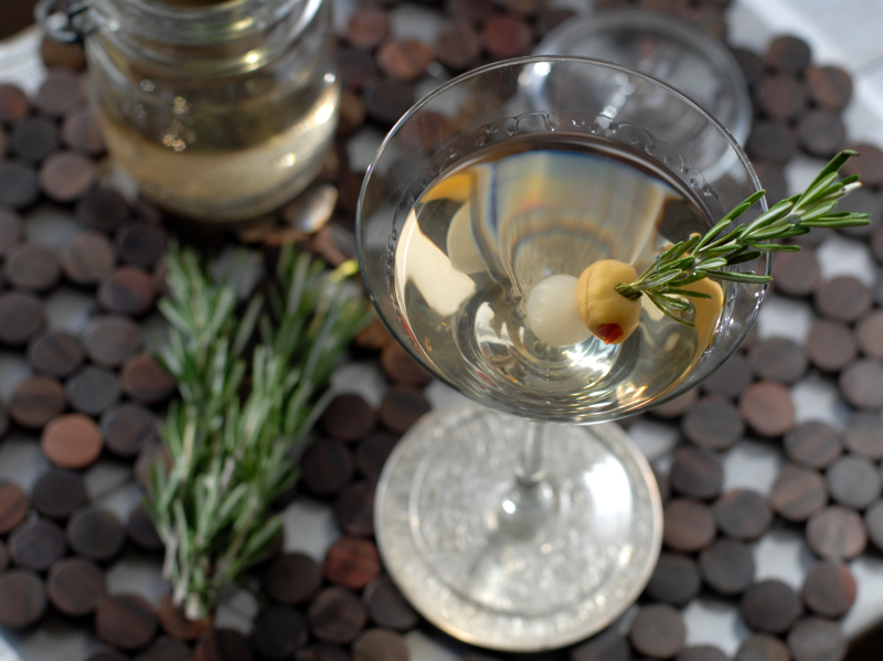 Homemade Rosemary-Infused Gin recipe - Boulder Locavore