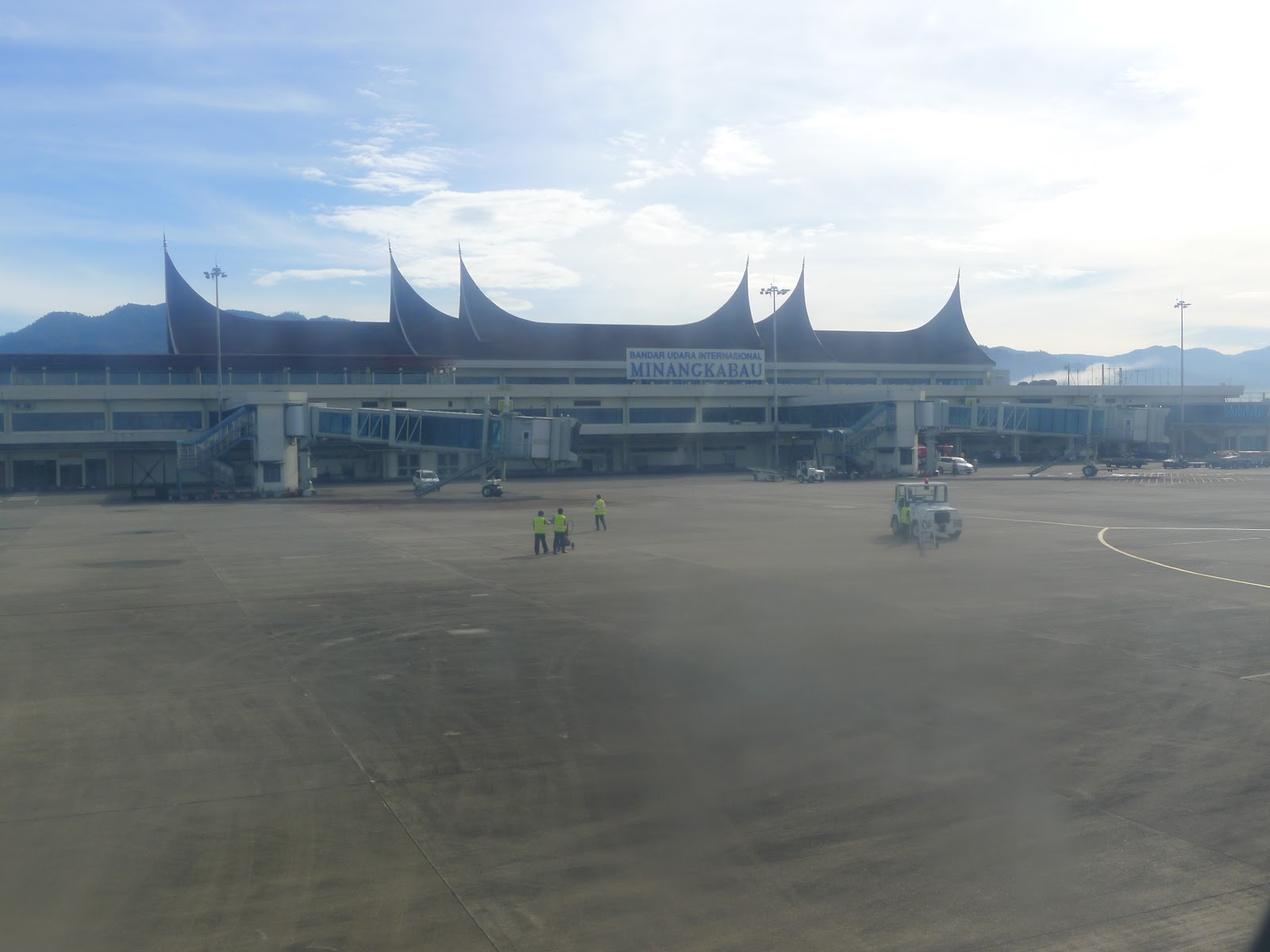 Pakej Percutian Indonesia: 5H/4M Bukittinggi Padang 