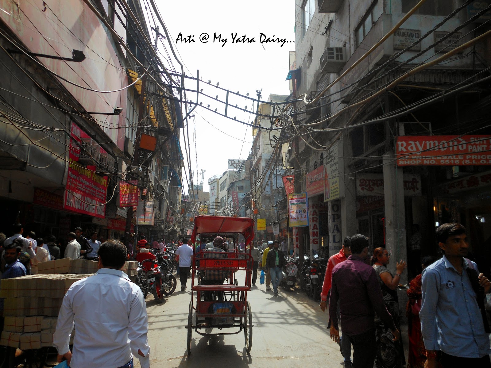 5 Incredibly Delicious 'Old and Famous' Street Chaat Shops in Chandni