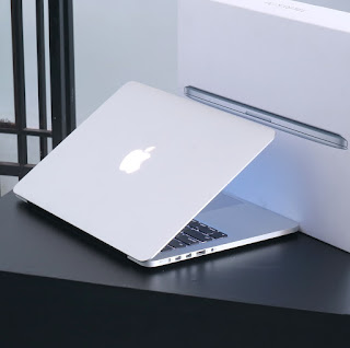 MacBook Pro Retina i5 13-inch Early 2015 Fullset Di Malang