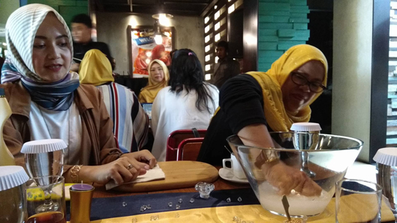 Gambar Pewangi Setrika Dari Downy