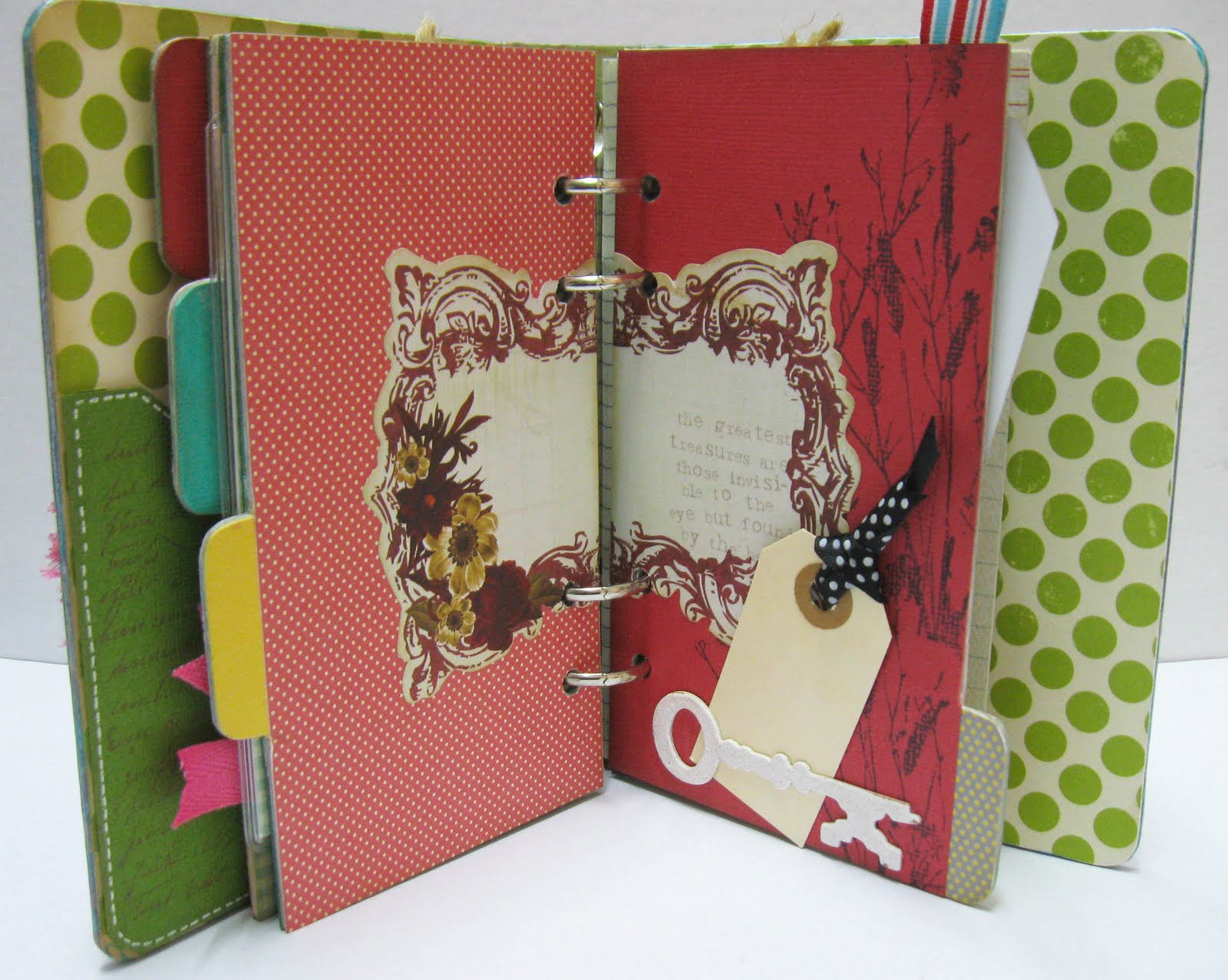 Pasteldaisies Craft Maya Road Chipboard 5x7 Tab BInder ( Album/Journal)