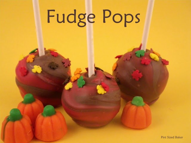 Pumpkin Butterscotch Fudge turned into pops?? Heck yeah!! You can "pop" almost any treat!