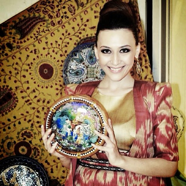 Famous Uzbek Singers Lola Shahzoda Rayhon Their Music And Style