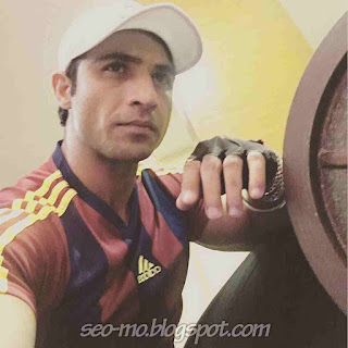 Foto Ganteng Mohammad Nazim Pakai Topi Foto Ganteng Mohammad Nazim Pakai Topi