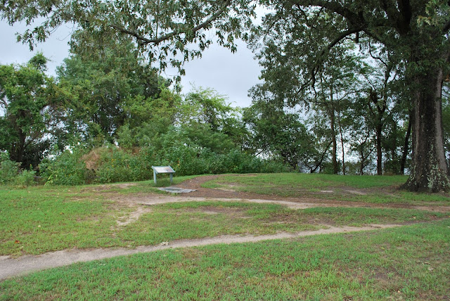 Redoubt 10 in Yorktown Battlefield, Virginia