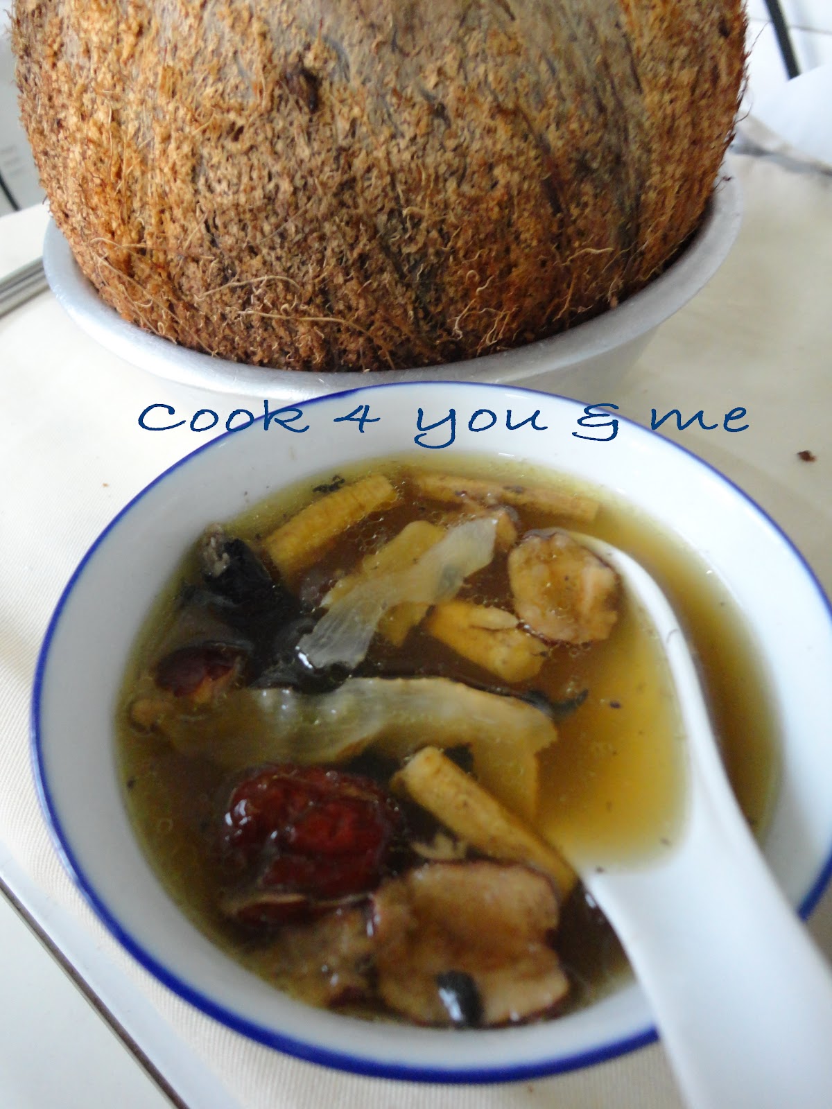 Cook 4 You & Me......: Double Boiled Coconut Black Chicken Soup