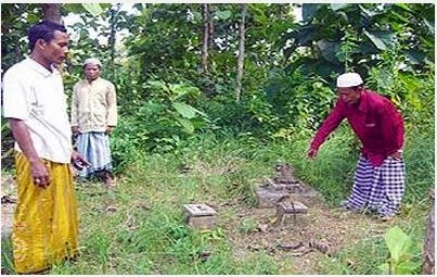 Misteri : Ular Pemangsa Mayat Misteri : Ular Pemangsa Mayat