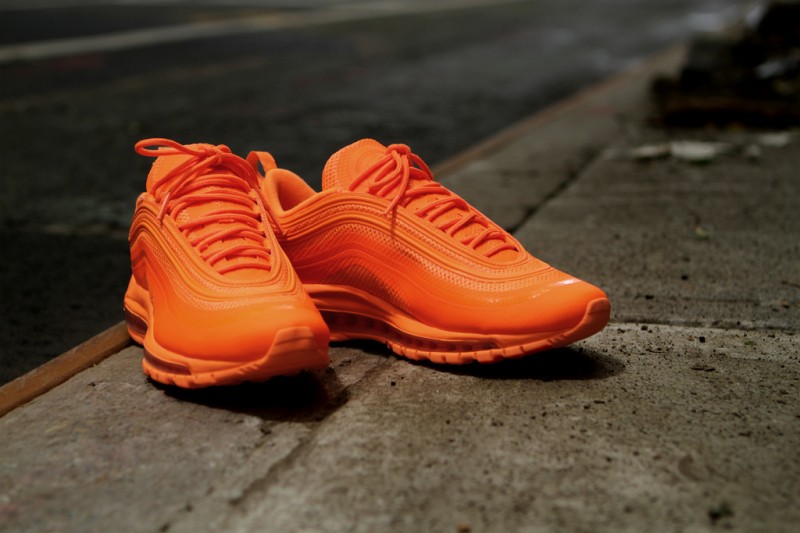 neon orange air max 97