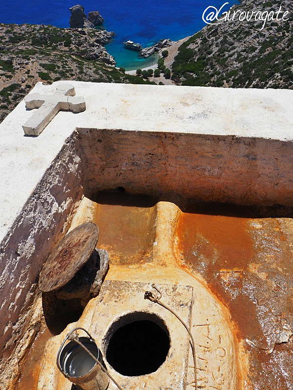 chiesa agios zacharias saria karpathos