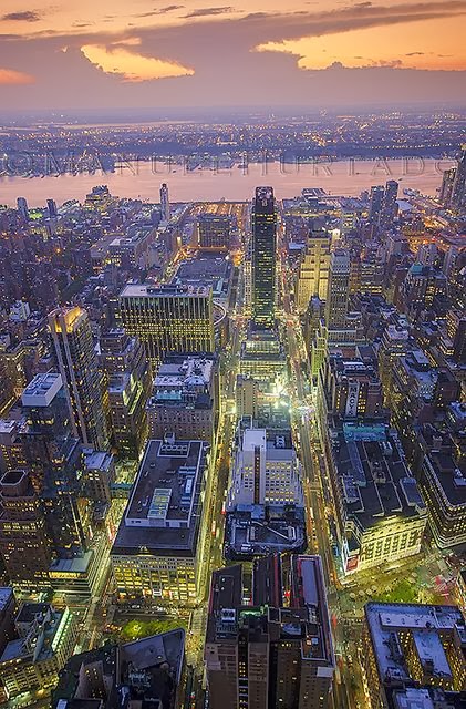 Pics Actually: Midtown Manhattan and Hudson River at Dusk, NYC