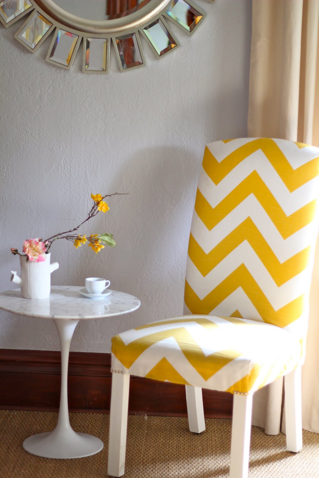 Back on Festive Road Saarinen tulip table copy (knockoff)