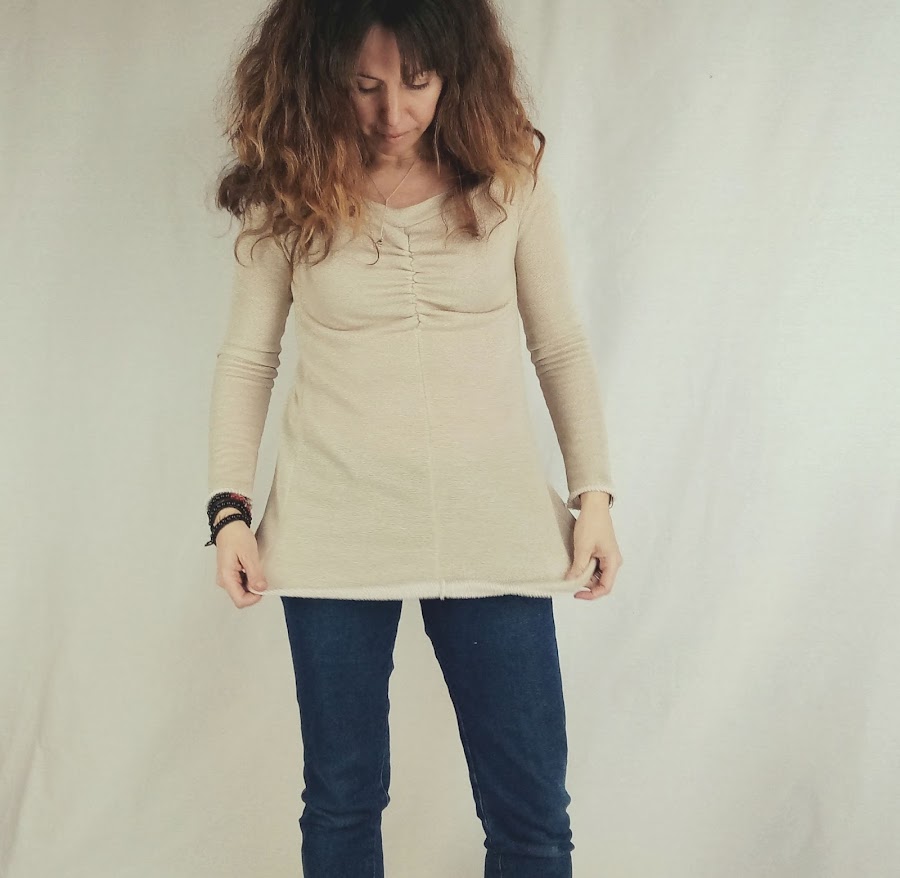 Camiseta Printed Lace hecha a mano por uVe. 