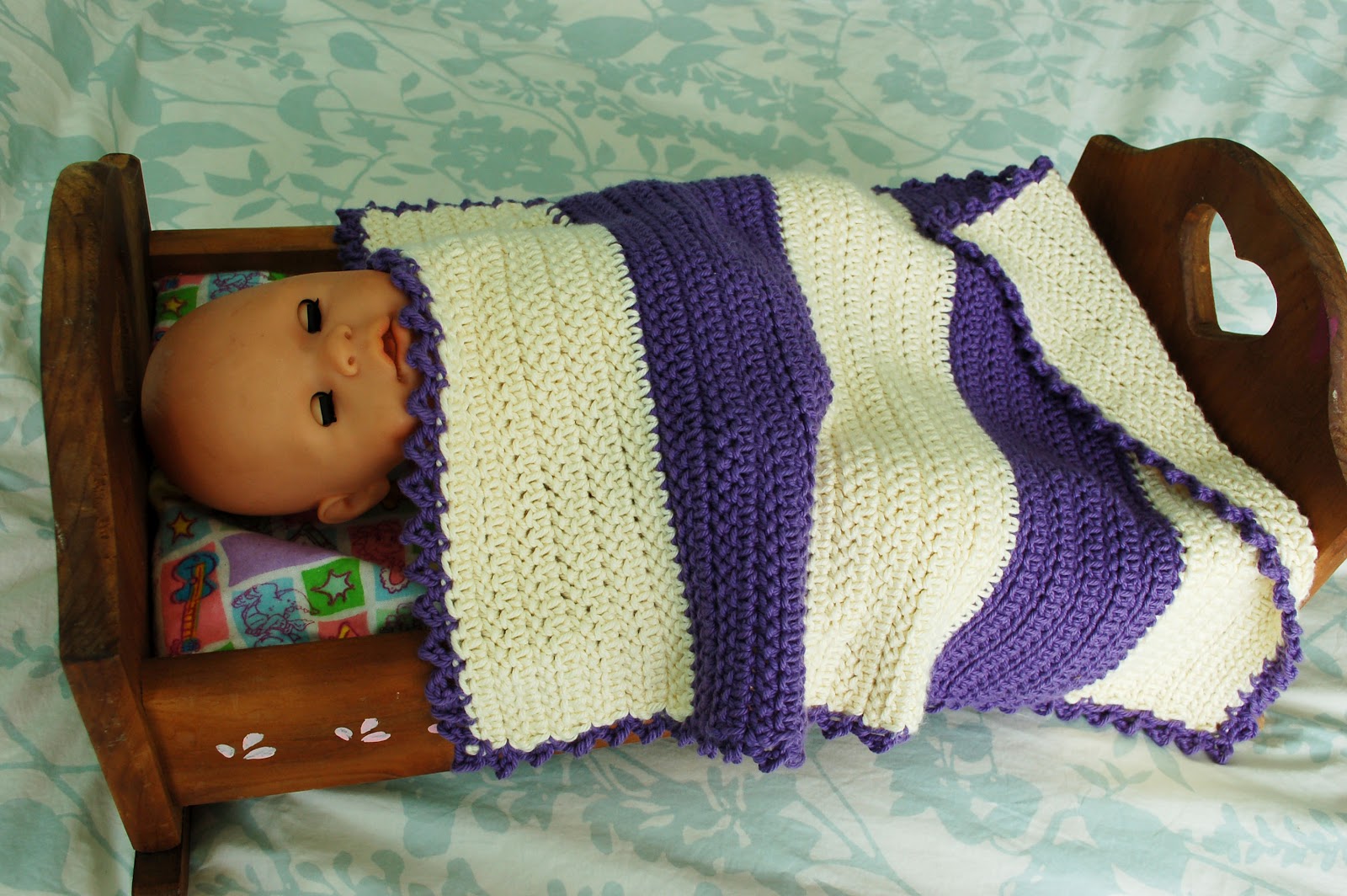 Alli Crafts Free Pattern Doll Blanket with Special Stitch