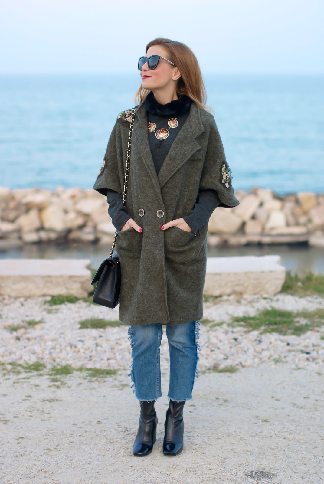 Trendyberry embroidered coat for a street style casual look on Fashion and Cookies fashion blog, fashion blogger style