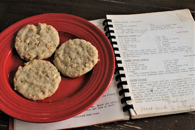 Delicious Cookies - a Church Cookbook Favorite from 1976