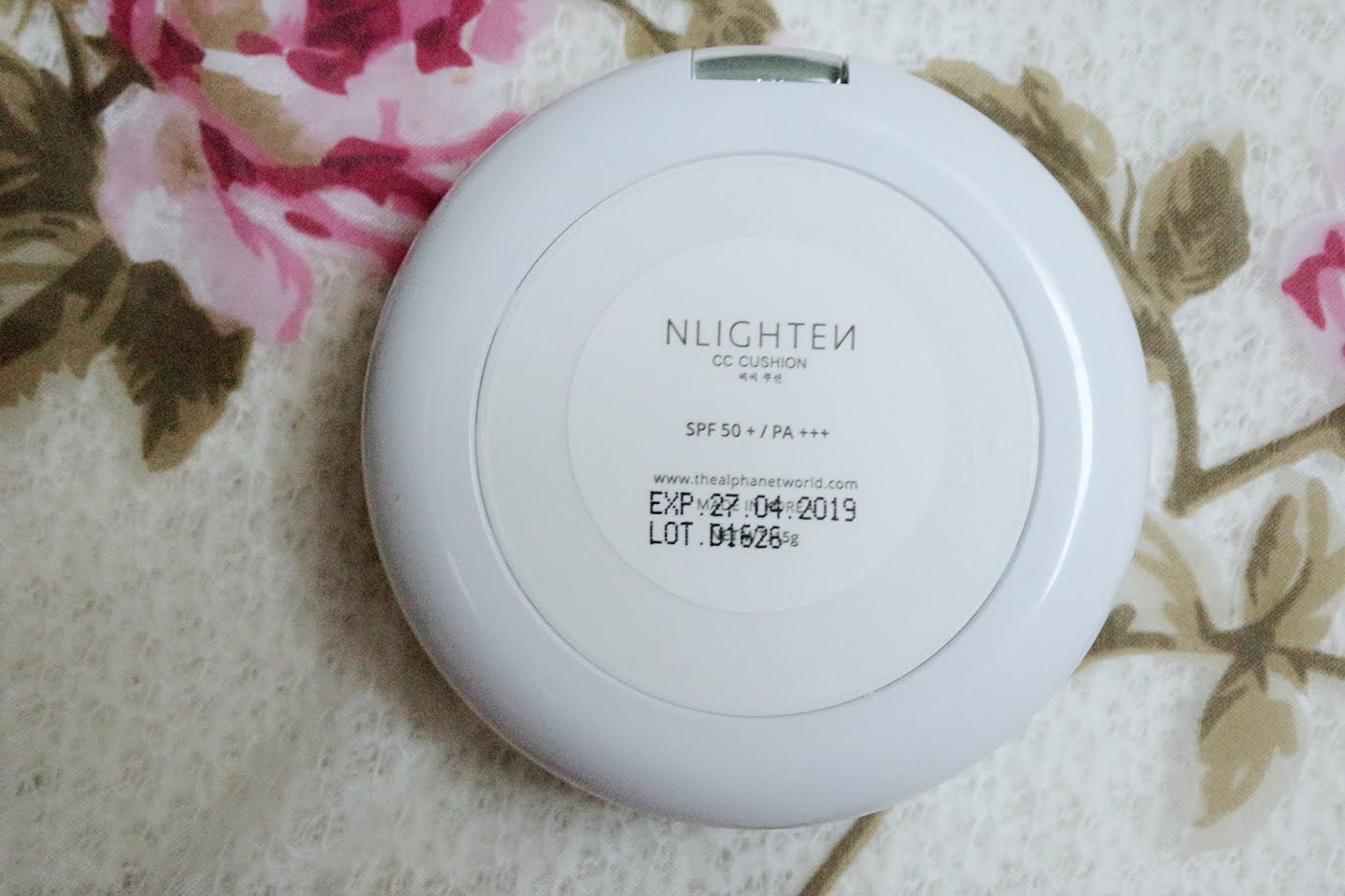 REVIEW(S) Nlighten CC Cushion Best Cushion For Oily Skin pinkislovebynix