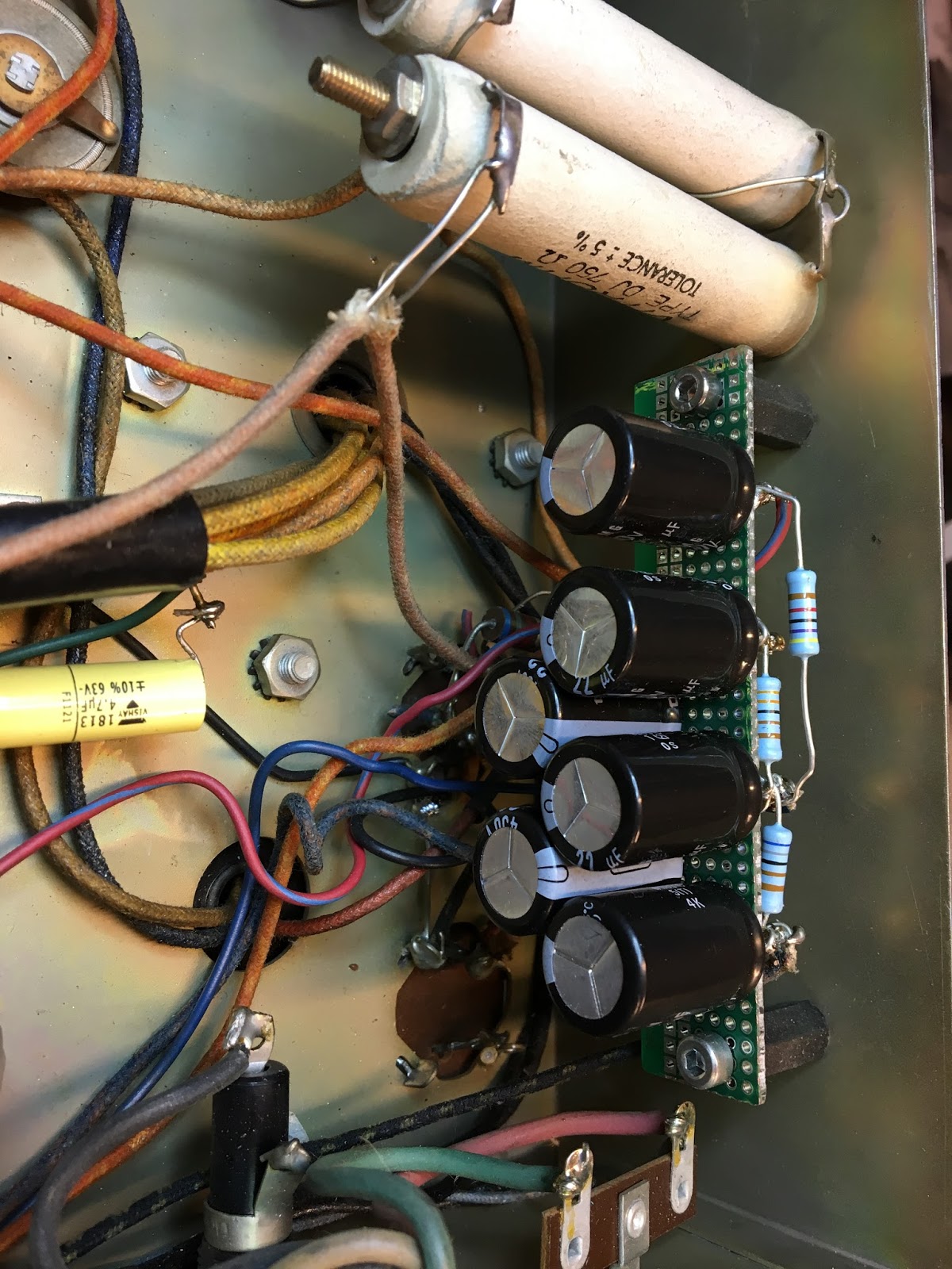 Gunnar's Rockola 1458. A restoration journey: Recapping and rebuilding