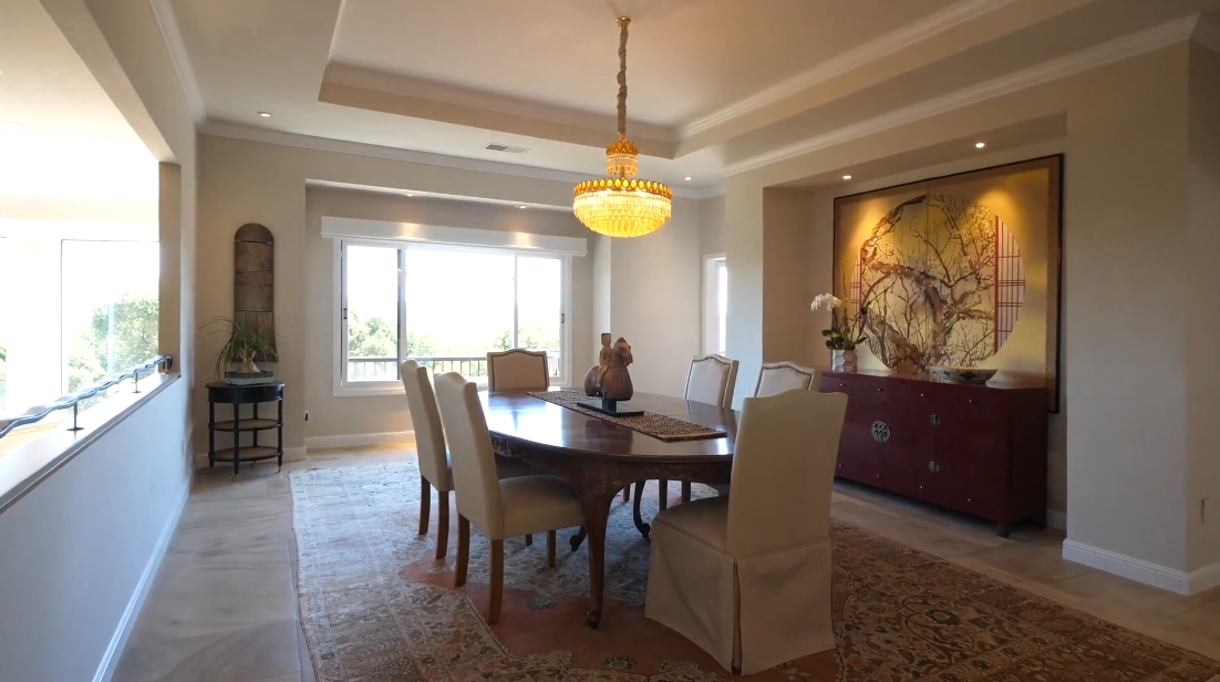 31 Photos vs. 25 Preston Road Woodside, CA Luxury Mansion Interior Design Tour