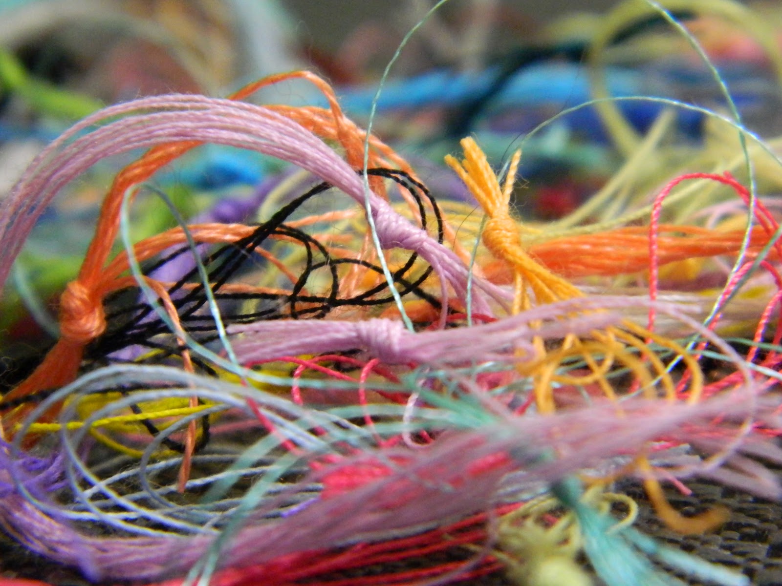 Makeup and Art Freak: Colorful Handmade Thread Bracelets