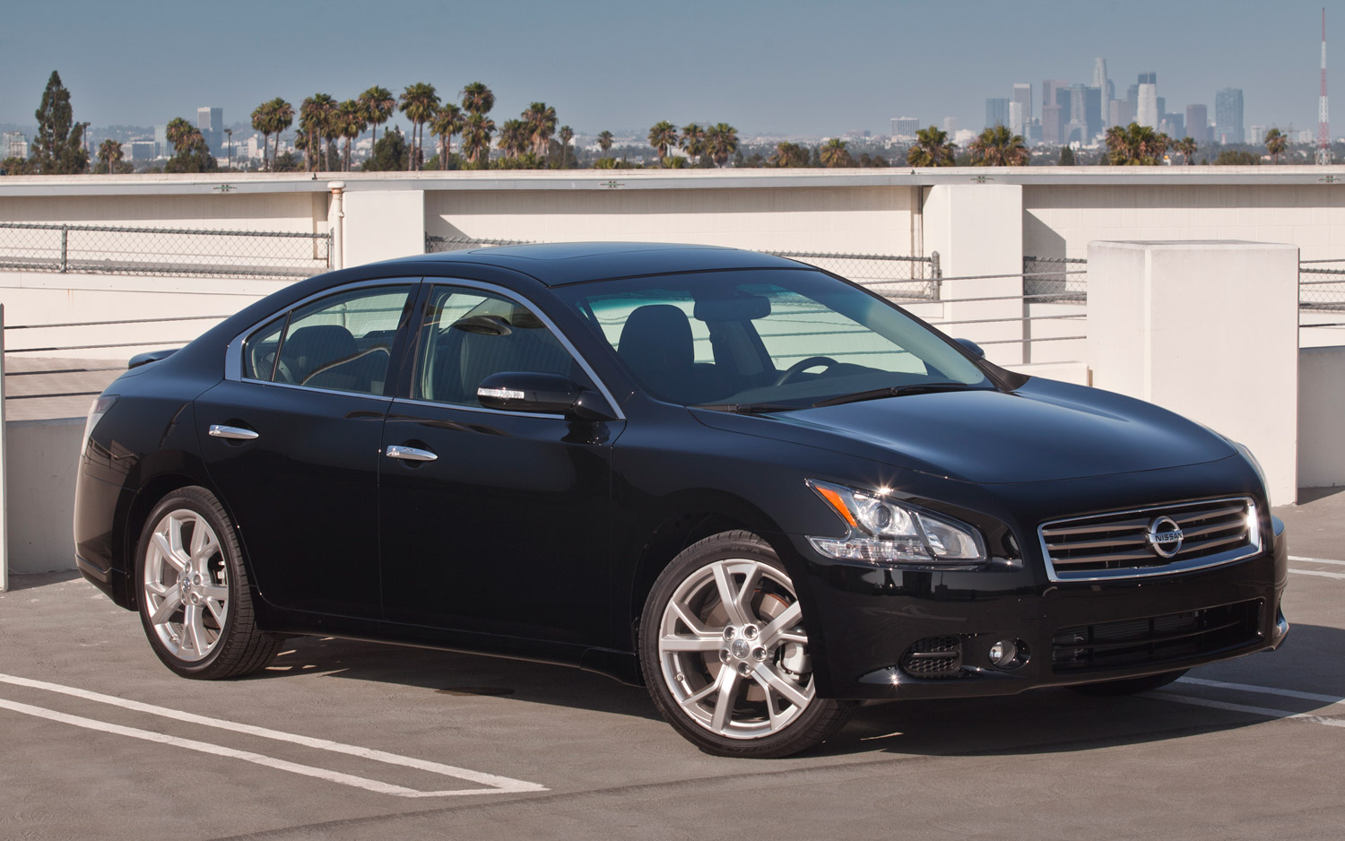 The best of cars: Nissan Maxima 2013