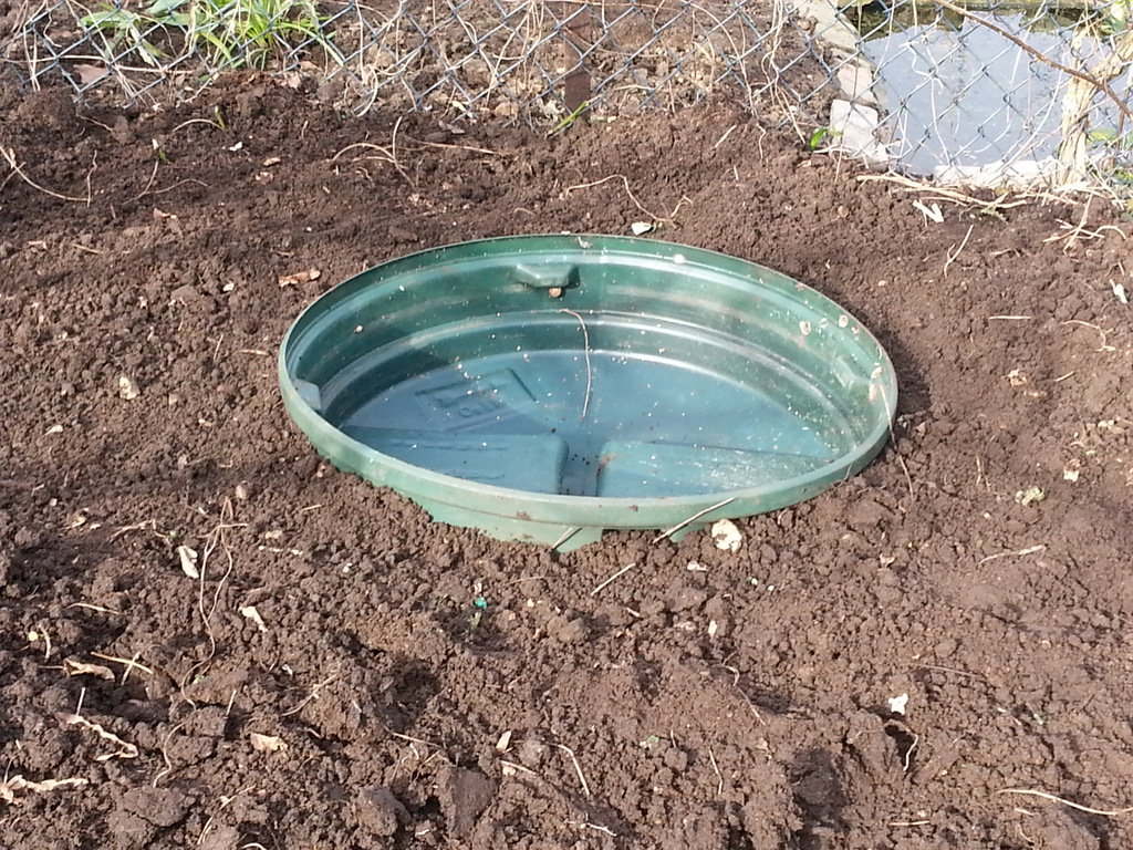 The Love Of Nostalgia Building A Bird Bath From An Old Bin Lid