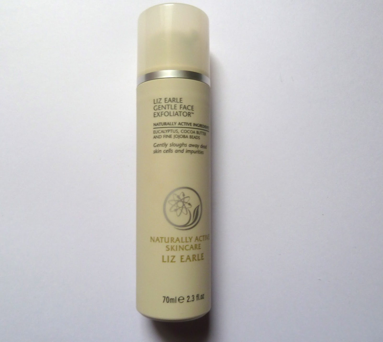 Magic's in the Make Up Review Liz Earle Gentle Face Exfoliator