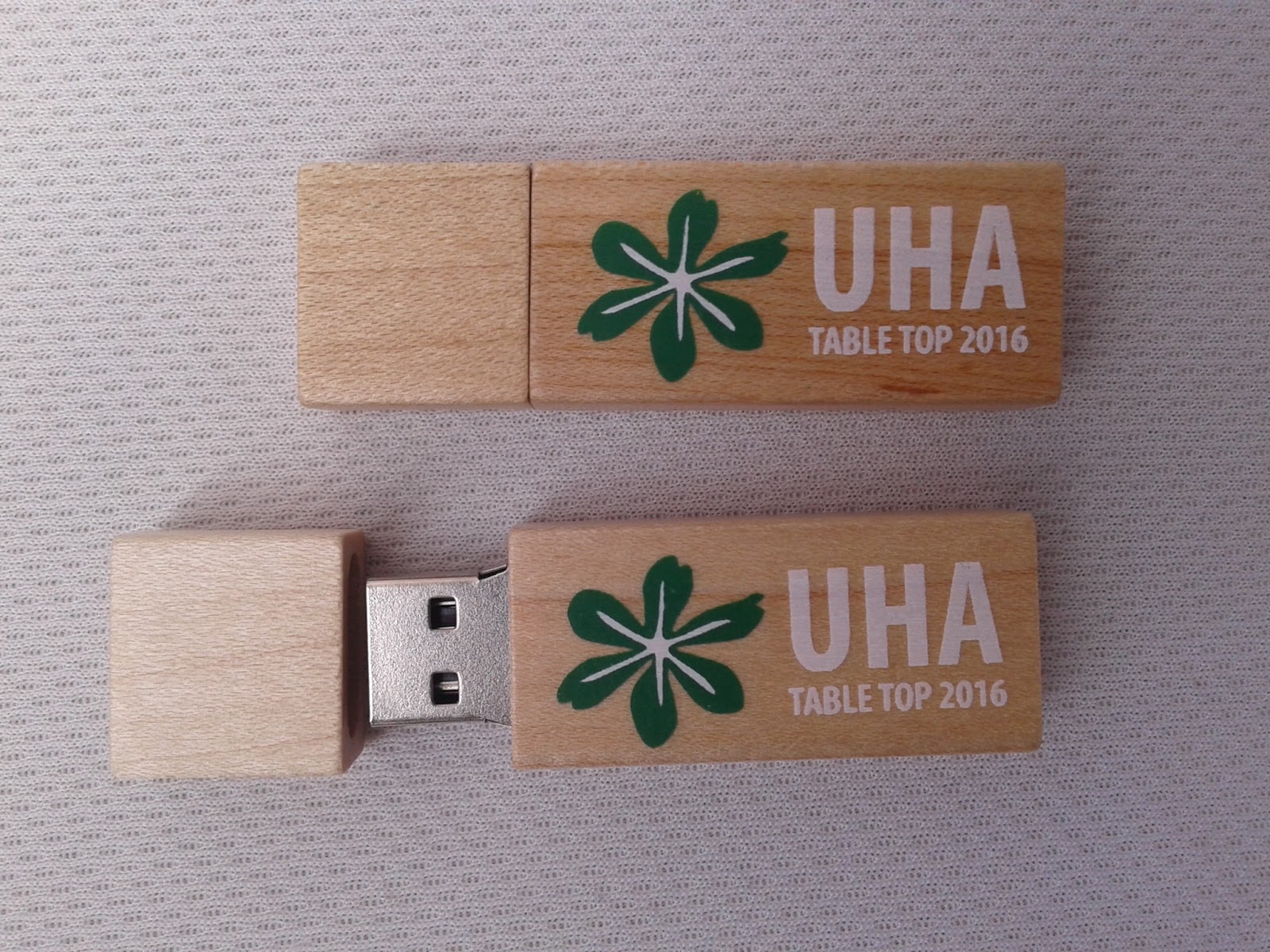 Jual USB flashdisk dari bahan kayu - FDWD01  Barang 