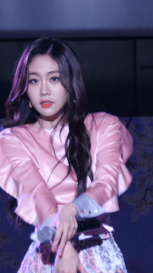 끼부리는 러블리즈 지수 ㄷ